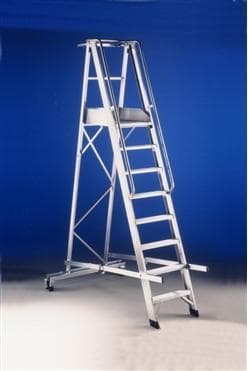 Hliníkové schody s plošinou – Castellana