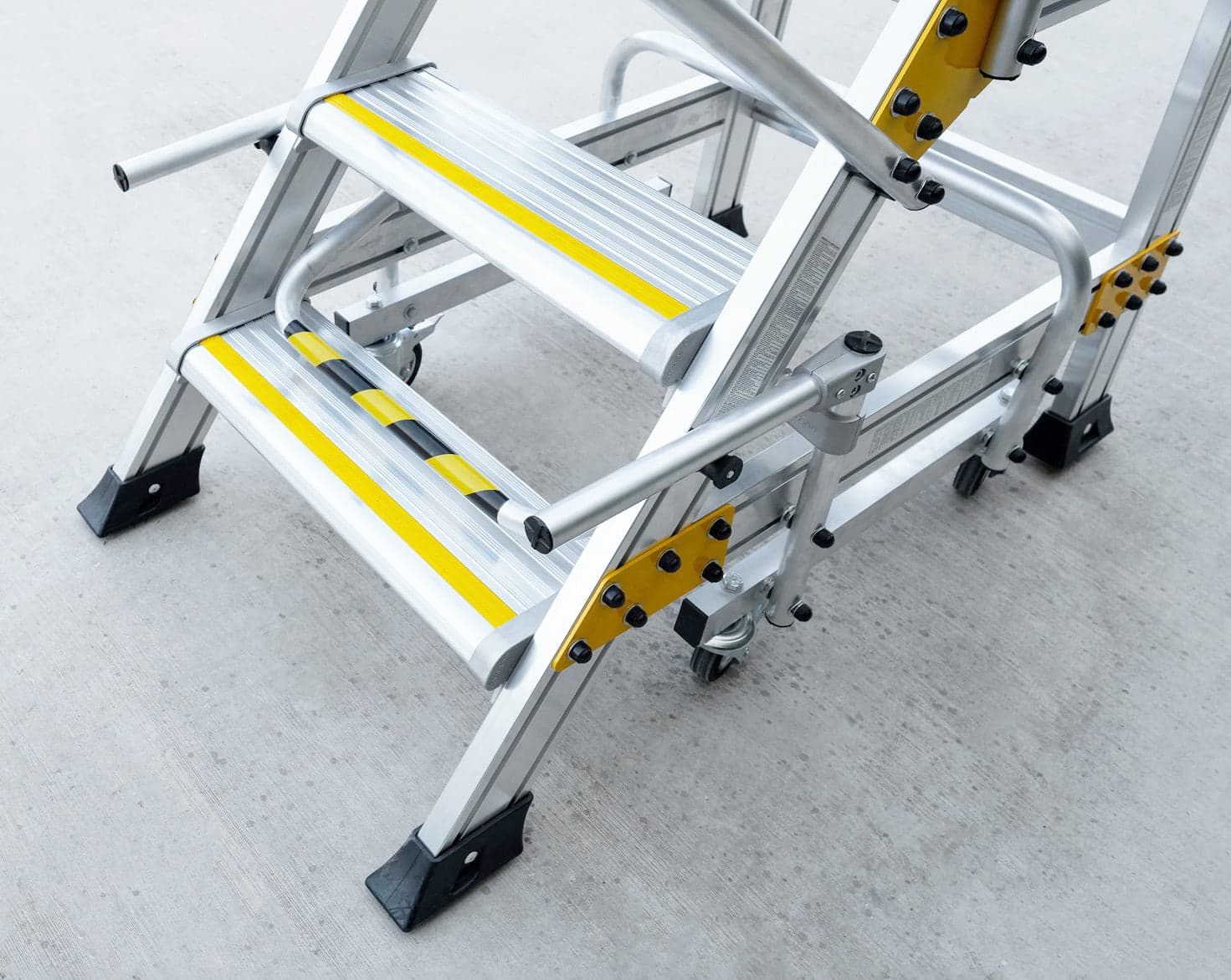 Super Palco SmartLock - Pojízdná plošina se schody thumbnail 4